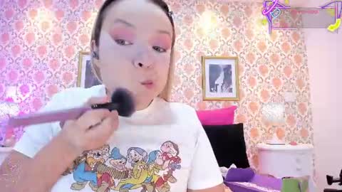 SaraAvila  online show from 07-25-26, 07:33