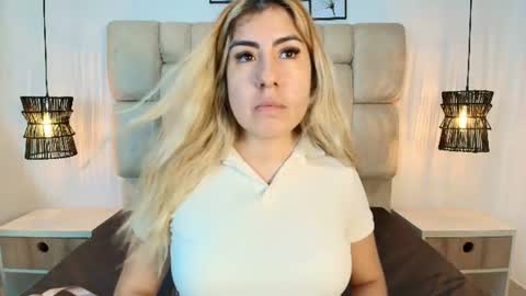 Snapshot of sarablonde_t chatting on 06-24-26, 08:41 sarablonde_t online show from 06-24-26, 08:41