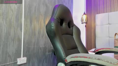   online show from 01-18-26, 11:03