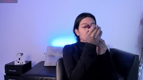 Sara  Everyday From 1430 to 2130 Col Time online show from 10-09-25, 10:46