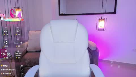 Snapshot of saracruz_1 chatting on 04-29-26, 02:59 saracruz online show from 04-29-26, 02:59