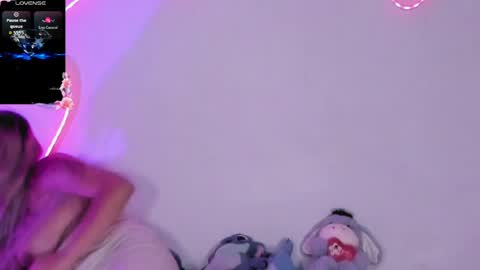 saradiazxxx online show from 05-27-26, 05:59