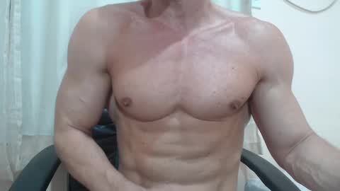 saradorj92 online show from 11-06-25, 01:06