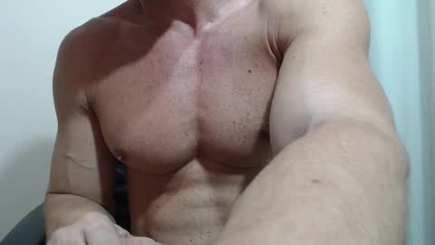 saradorj92 online show from 01-31-26, 09:46