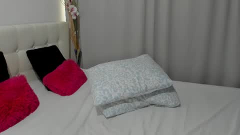 Sara online show from 07-05-26, 03:34