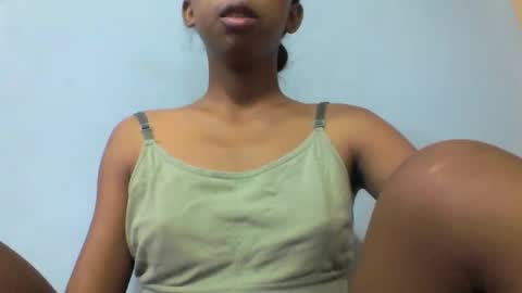 sarah146341 online show from 02-15-26, 05:48