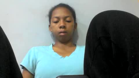 sarah146341 online show from 04-19-26, 03:50