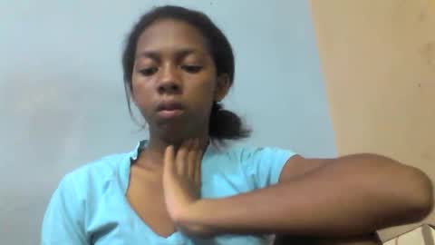 Snapshot of sarah146341 chatting on 04-27-26, 06:06 sarah146341 online show from 04-27-26, 06:06