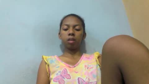 Snapshot of sarah146341 chatting on 05-06-26, 11:26 sarah146341 online show from 05-06-26, 11:26