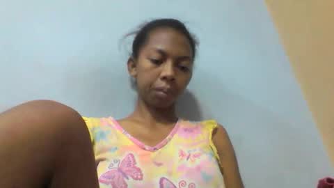 Snapshot of sarah146341 chatting on 05-10-26, 07:13 sarah146341 online show from 05-10-26, 07:13