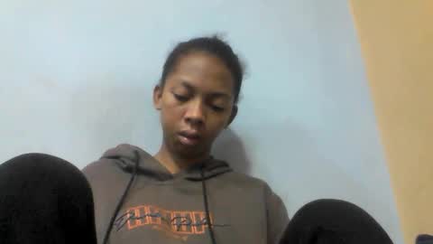 Snapshot of sarah146341 chatting on 05-14-26, 04:52 sarah146341 online show from 05-14-26, 04:52
