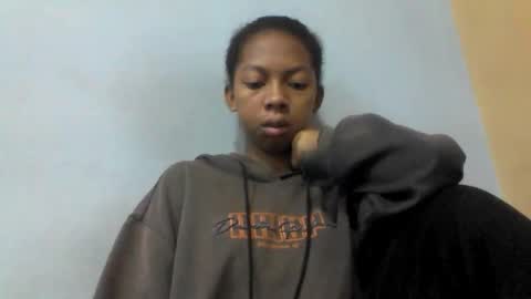Snapshot of sarah146341 chatting on 05-27-26, 04:42 sarah146341 online show from 05-27-26, 04:42