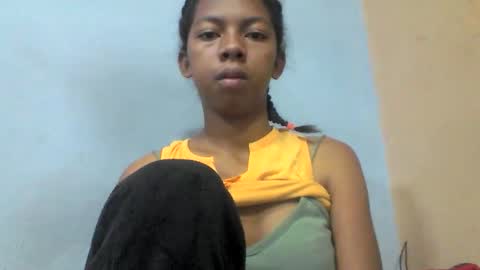Snapshot of sarah146341 chatting on 06-02-26, 07:49 sarah146341 online show from 06-02-26, 07:49