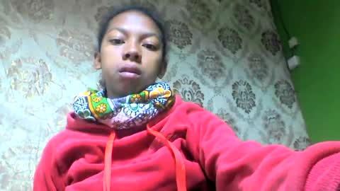 sarah146341 online show from 07-02-26, 03:34