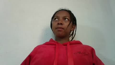 sarah146341 online show from 08-04-26, 08:17