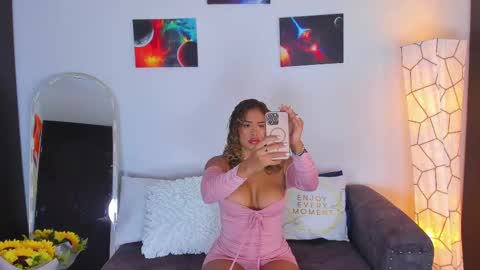 sarah  cinnamon online show from 09-21-25, 03:46