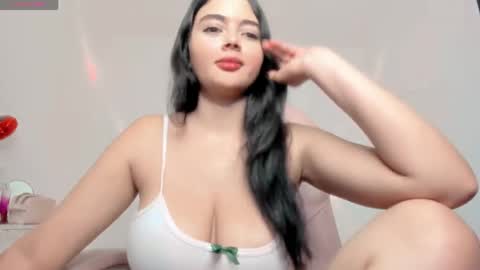 Snapshot of sarah_angelll chatting on 05-09-26, 03:50 sarah online show from 05-09-26, 03:50