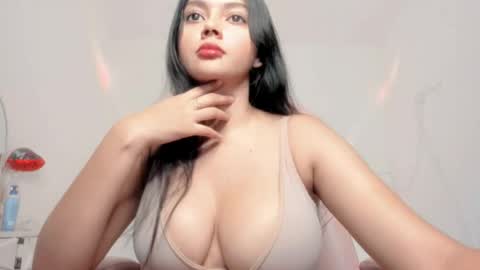 Snapshot of sarah_angelll chatting on 06-06-26, 11:20 sarah online show from 06-06-26, 11:20