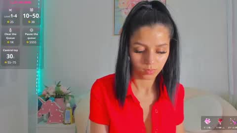 Sara online show from 06-30-26, 01:01