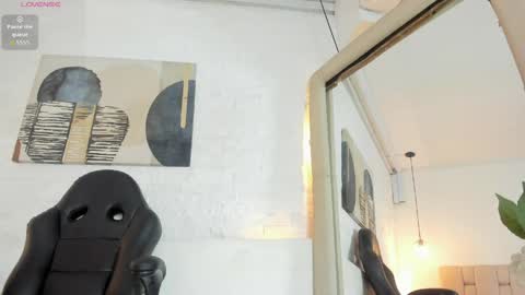 sarah_gothicgirl online show from 05-06-26, 08:58