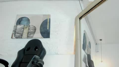 sarah_gothicgirl online show from 05-20-26, 07:53