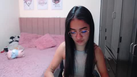 Sarah online show from 01-07-25, 02:31