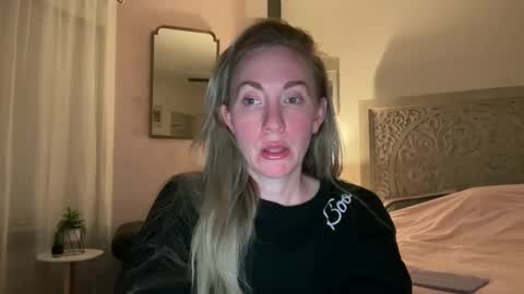 Sarah online show from 05-06-26, 04:30