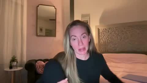 Sarah online show from 05-12-26, 05:15