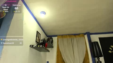 Snapshot of sarahjey chatting on 11-03-25, 11:26 SARAHJEY online show from 11-03-25, 11:26