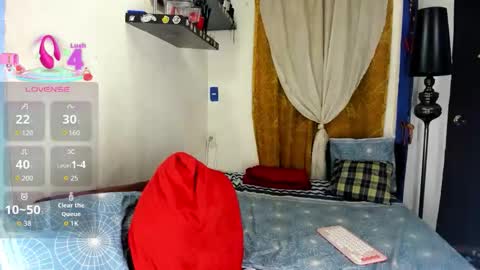 Snapshot of sarahjey chatting on 11-29-25, 02:47 SARAHJEY online show from 11-29-25, 02:47