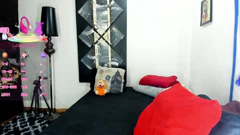  SARAHJEY     online show from 04-06-26, 12:39