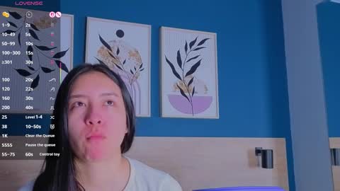 Sarah online show from 10-20-25, 11:43