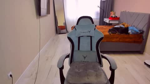 Sarah online show from 04-09-26, 02:33