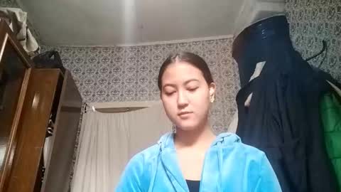 Snapshot of saraigilden chatting on 11-08-25, 11:10 Sara online show from 11-08-25, 11:10