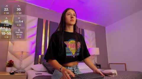 Sara Jonnes online show from 10-19-25, 01:01