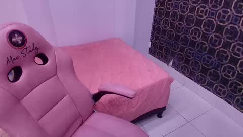 Sara  online show from 03-08-25, 12:09