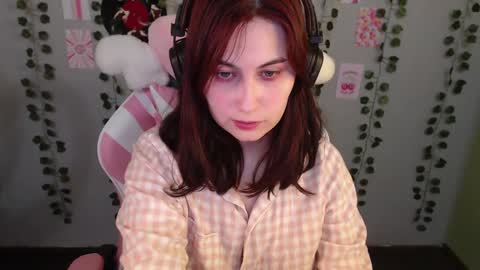 Sara online show from 02-09-25, 07:41