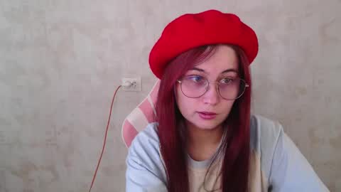 Snapshot of sarakinski chatting on 05-28-26, 11:07 Sara online show from 05-28-26, 11:07