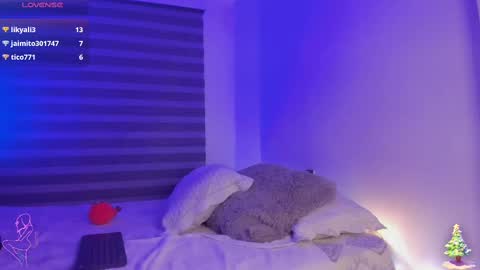 Sara online show from 12-26-24, 02:33