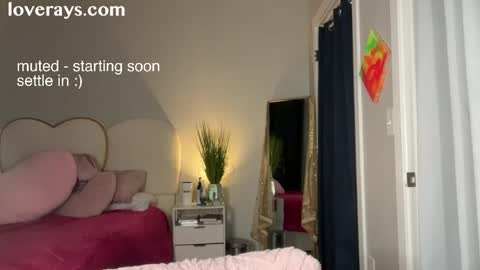 Back from Vacay  Follow for more here  online show from 04-13-26, 02:50