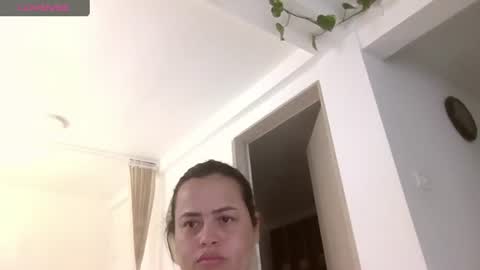 sara martinez online show from 07-05-26, 06:15