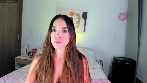 Sara Martinez online show from 03-25-26, 12:27