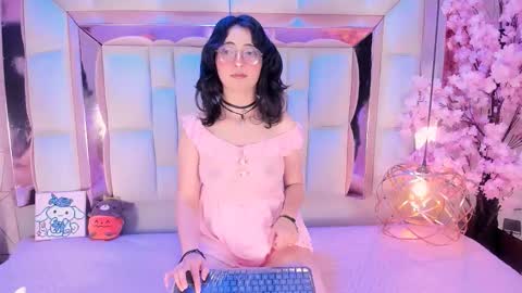 sara  online show from 11-15-25, 06:22