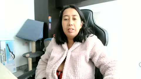 saramass online show from 06-15-26, 07:38