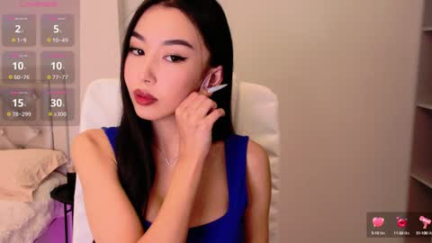 Mia online show from 12-18-24, 09:25