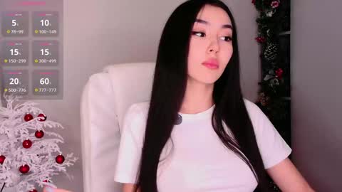 Mia online show from 12-24-24, 09:17