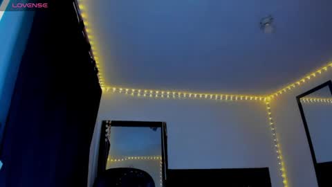 Sara  online show from 04-16-26, 06:03