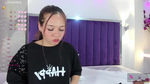 Sara   online show from 01-02-25, 10:33