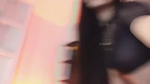 Snapshot of sararoy_ chatting on 06-25-26, 11:31 Sara online show from 06-25-26, 11:31