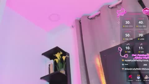 Snapshot of sararoy_ chatting on 07-14-26, 02:05 Sara online show from 07-14-26, 02:05